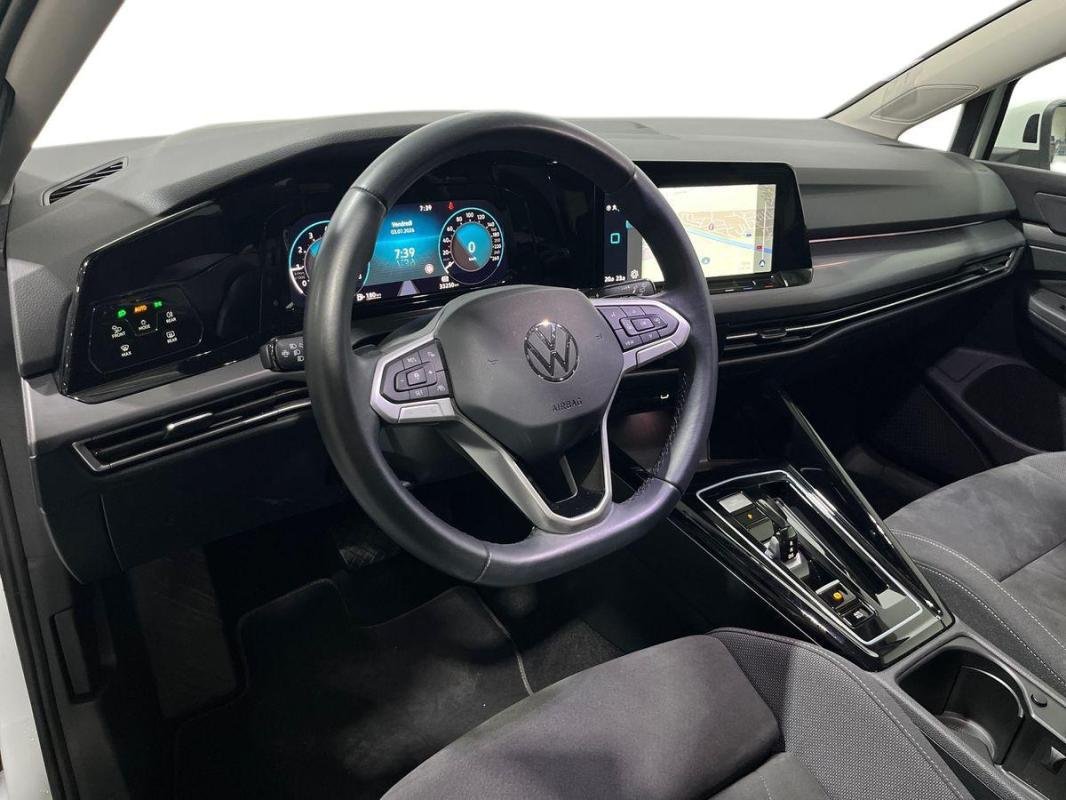 Volkswagen Golf - Photo 9