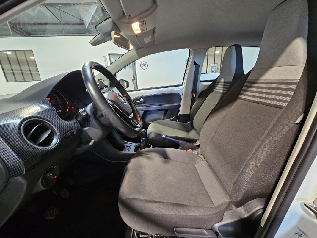 Volkswagen Up! - Photo 12