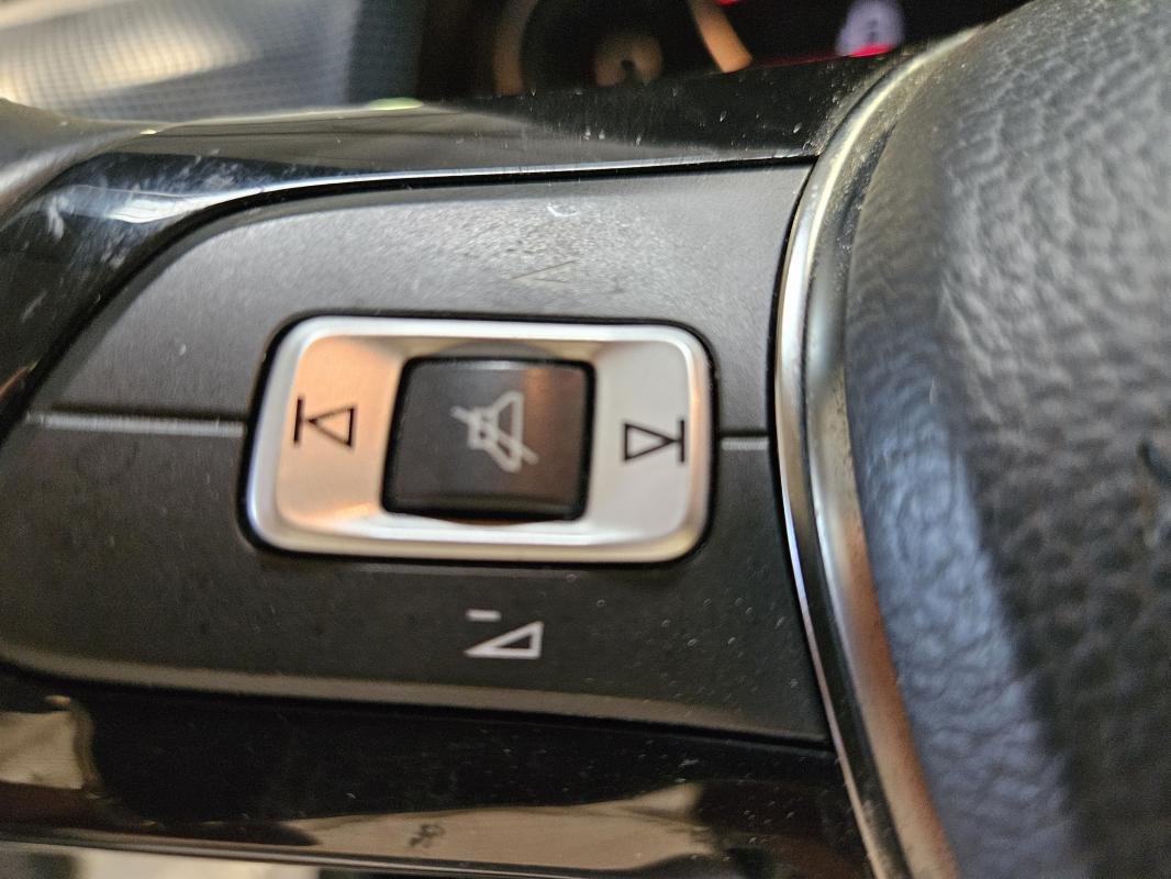 Volkswagen Up! - Photo 19