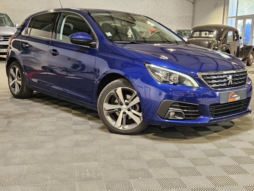 Peugeot 308 - Photo 1