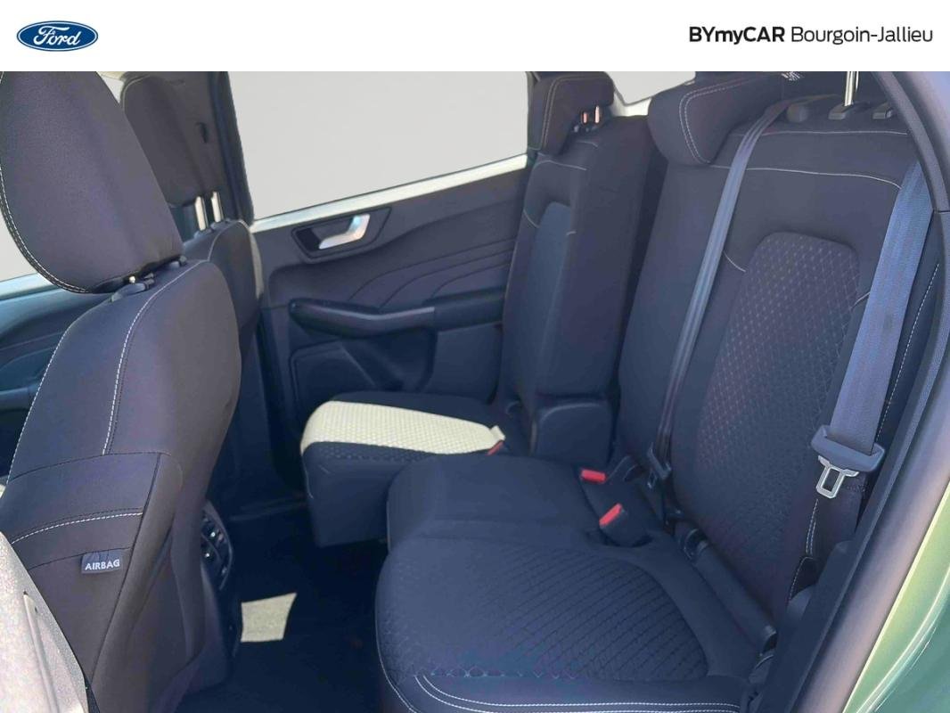 Ford Kuga - Photo 12