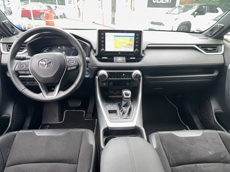Toyota RAV4 - Photo 11