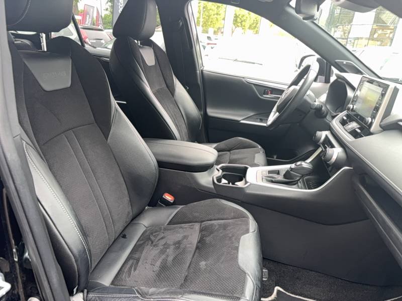 Toyota RAV4 - Photo 12