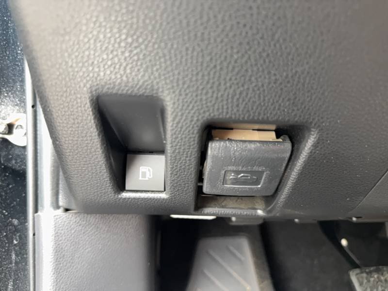 Toyota RAV4 - Photo 19