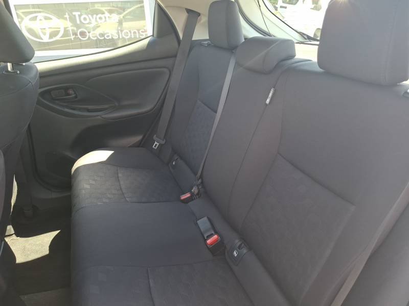 Toyota Yaris - Photo 13