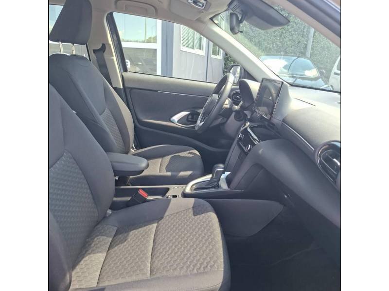 Toyota Yaris - Photo 12