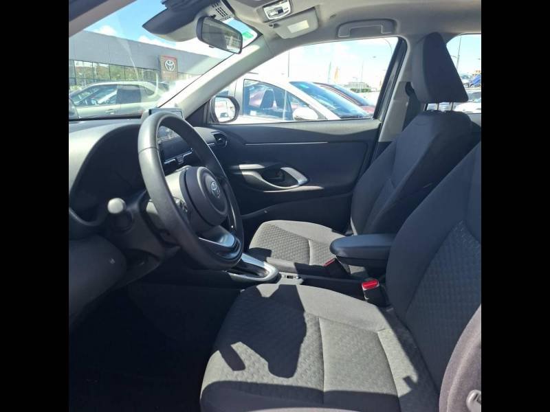 Toyota Yaris - Photo 10