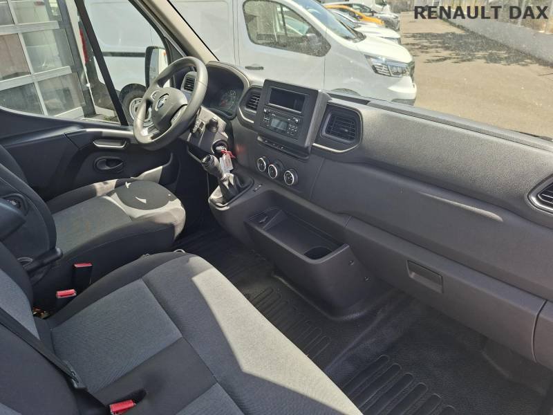 Renault Master - Photo 21