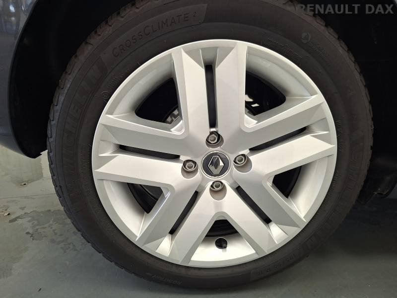 Renault Clio - Photo 25