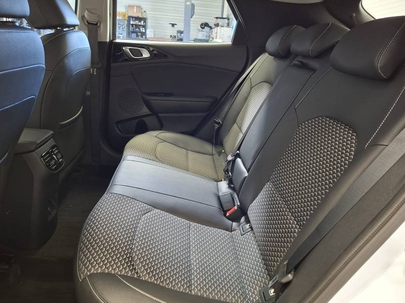 Kia Xceed - Photo 34