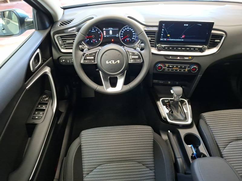 Kia CEED - Photo 19