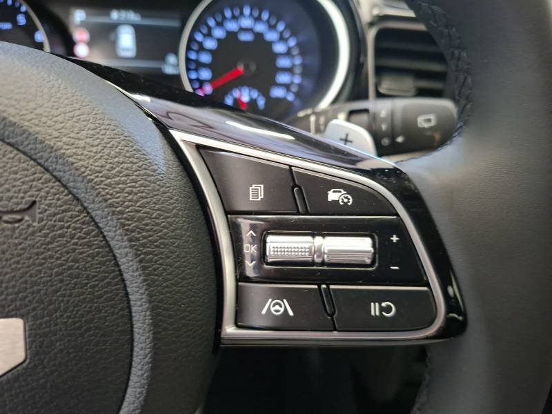 Kia CEED - Photo 24