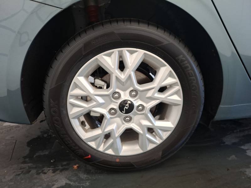 Kia CEED - Photo 11