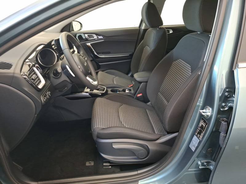 Kia CEED - Photo 13