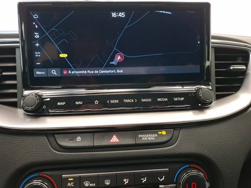 Kia CEED - Photo 26