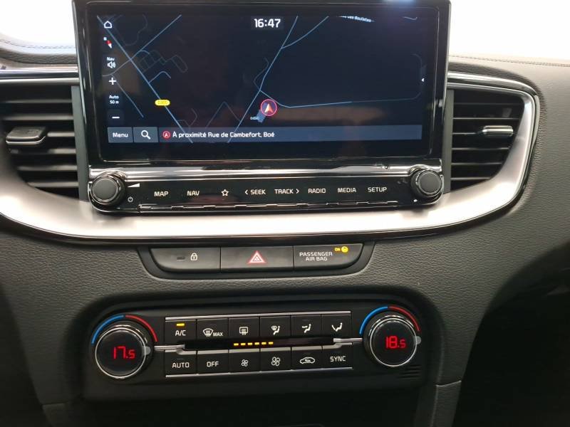 Kia CEED - Photo 35