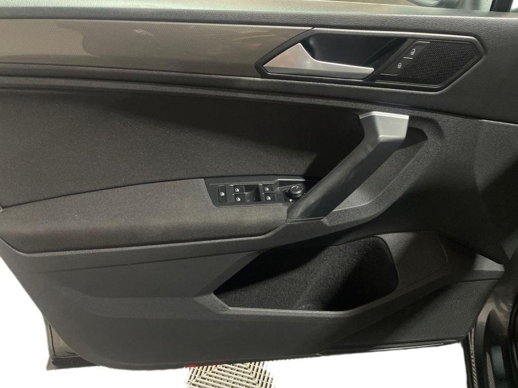 Volkswagen Tiguan - Photo 15