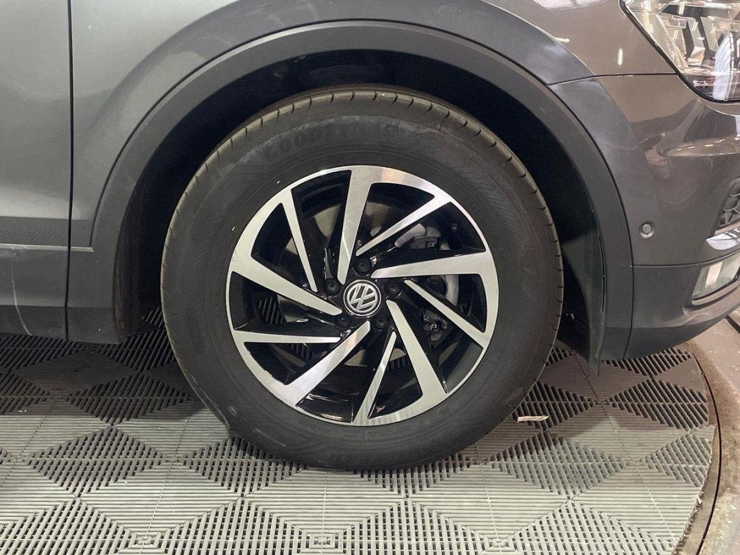 Volkswagen Tiguan - Photo 29
