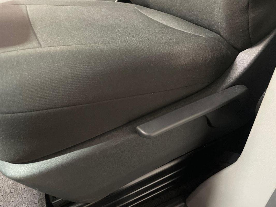Volkswagen Transporter - Photo 14