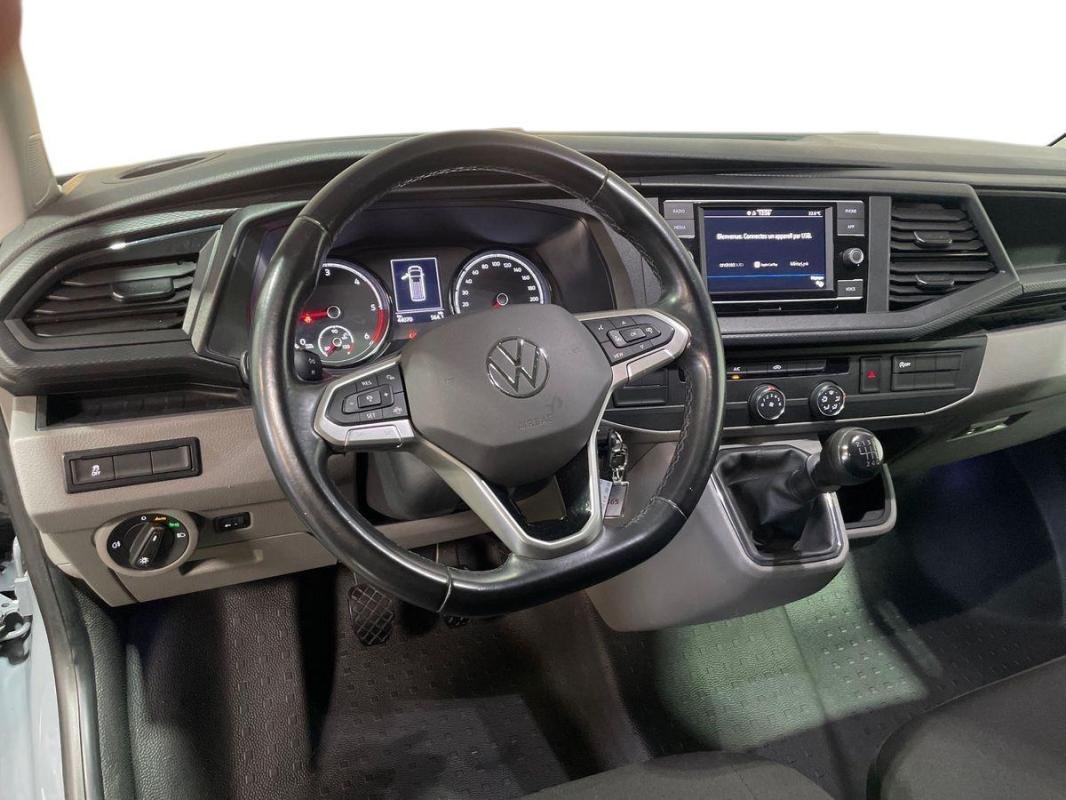 Volkswagen Transporter - Photo 24