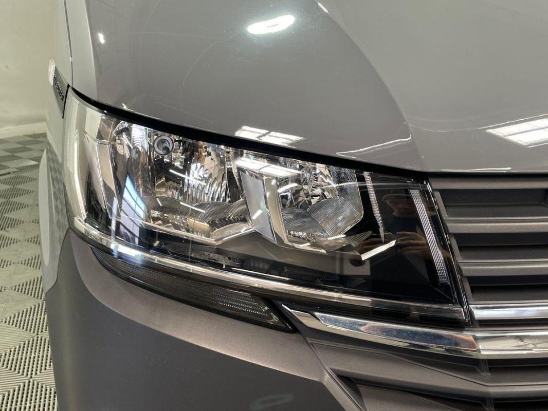 Volkswagen Transporter - Photo 25