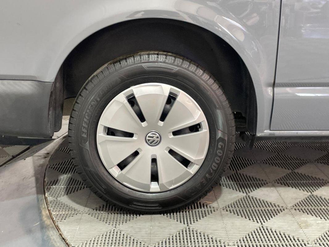 Volkswagen Transporter - Photo 28