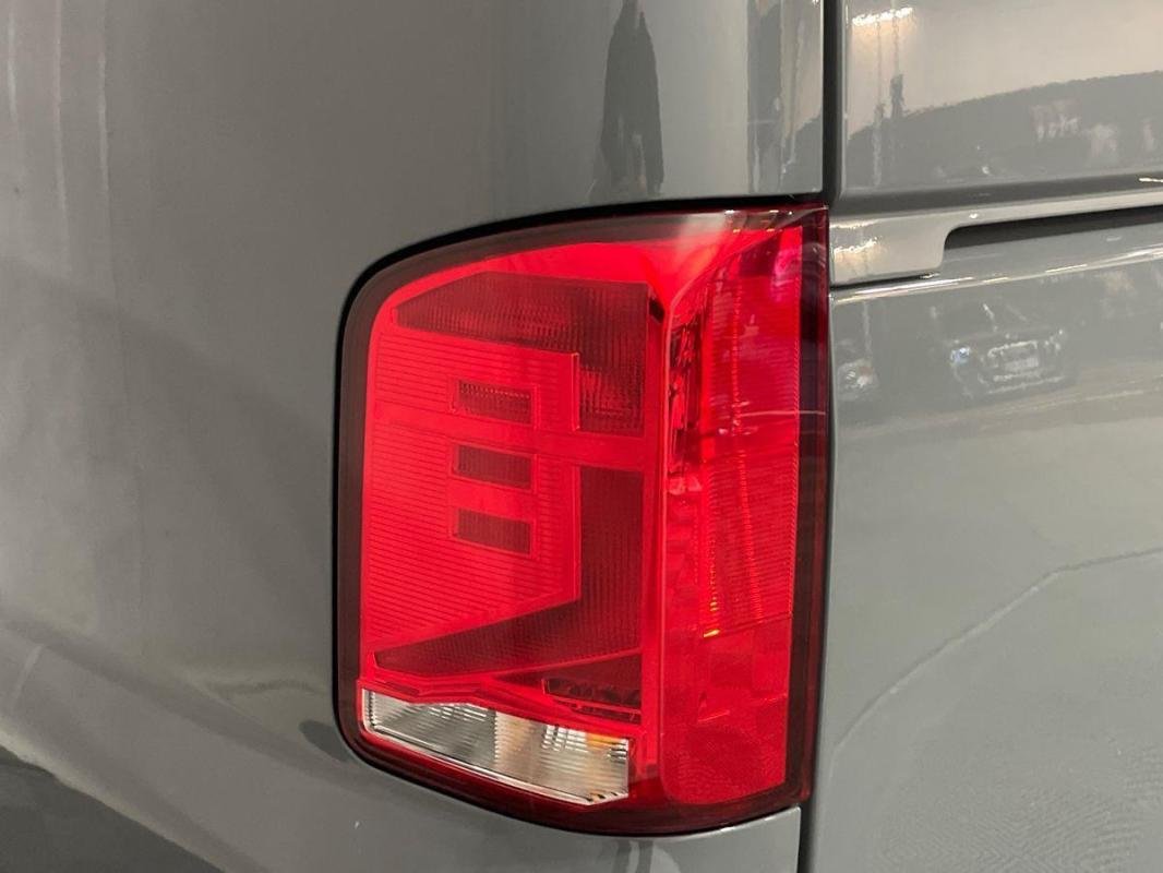 Volkswagen Transporter - Photo 30