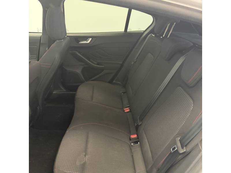 Ford Focus - Photo 17