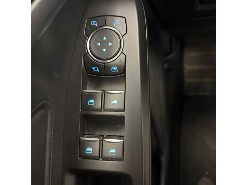 Ford Focus - Photo 24