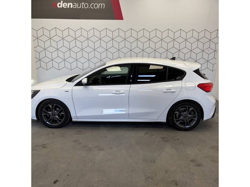 Ford Focus - Photo 3