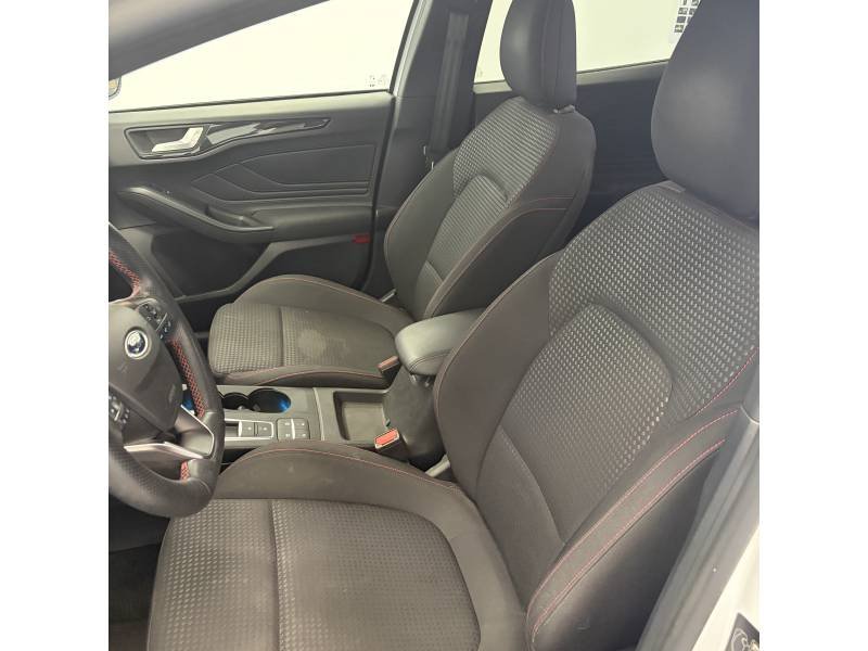 Ford Focus - Photo 37