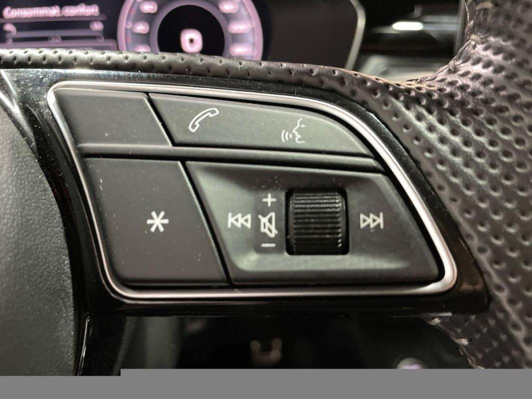 Audi A4 - Photo 13