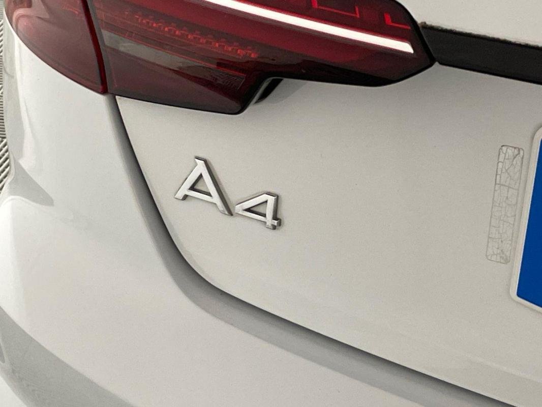 Audi A4 - Photo 16