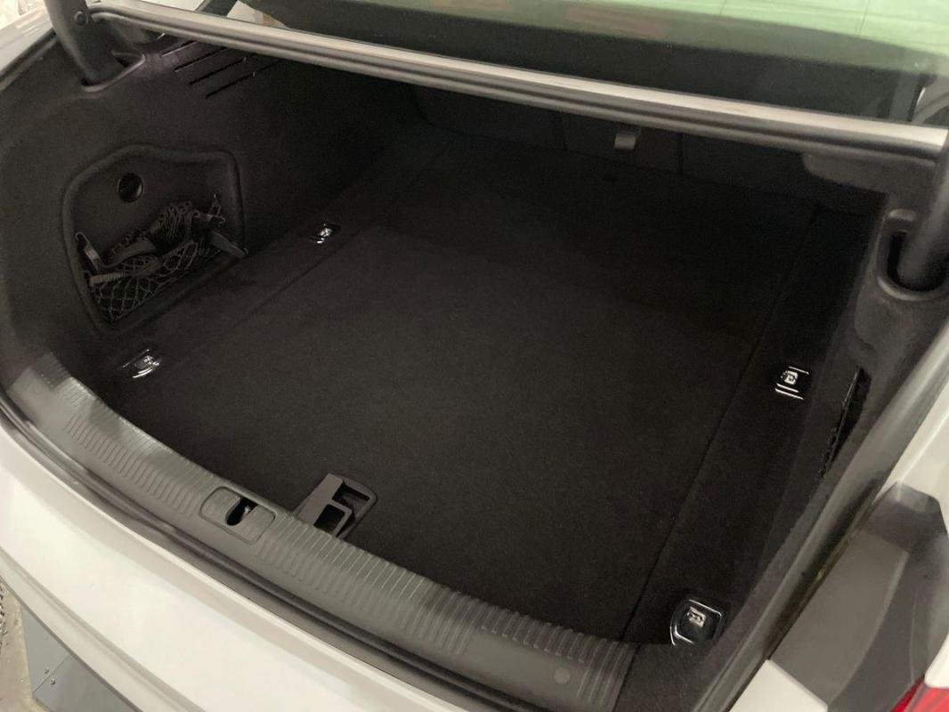 Audi A4 - Photo 19