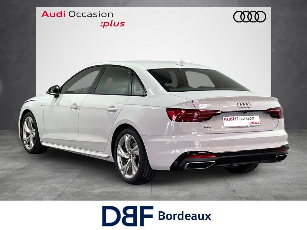 Audi A4 - Photo 2