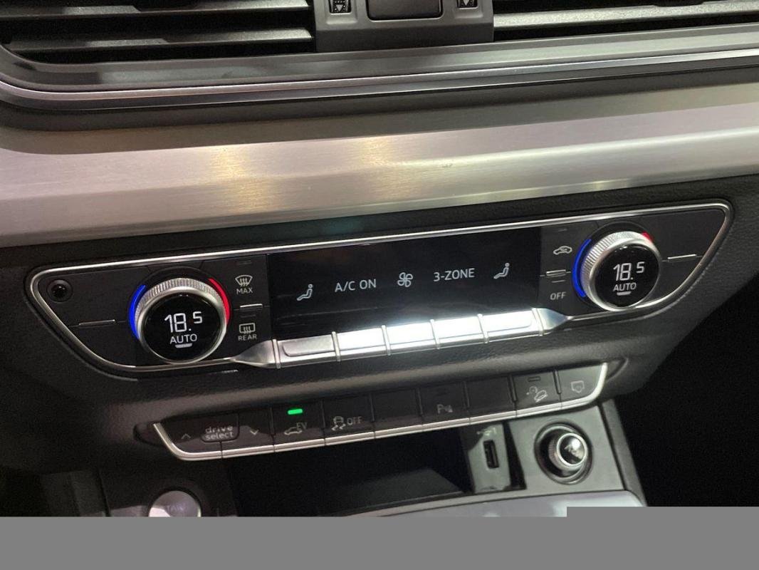 Audi Q5 - Photo 14