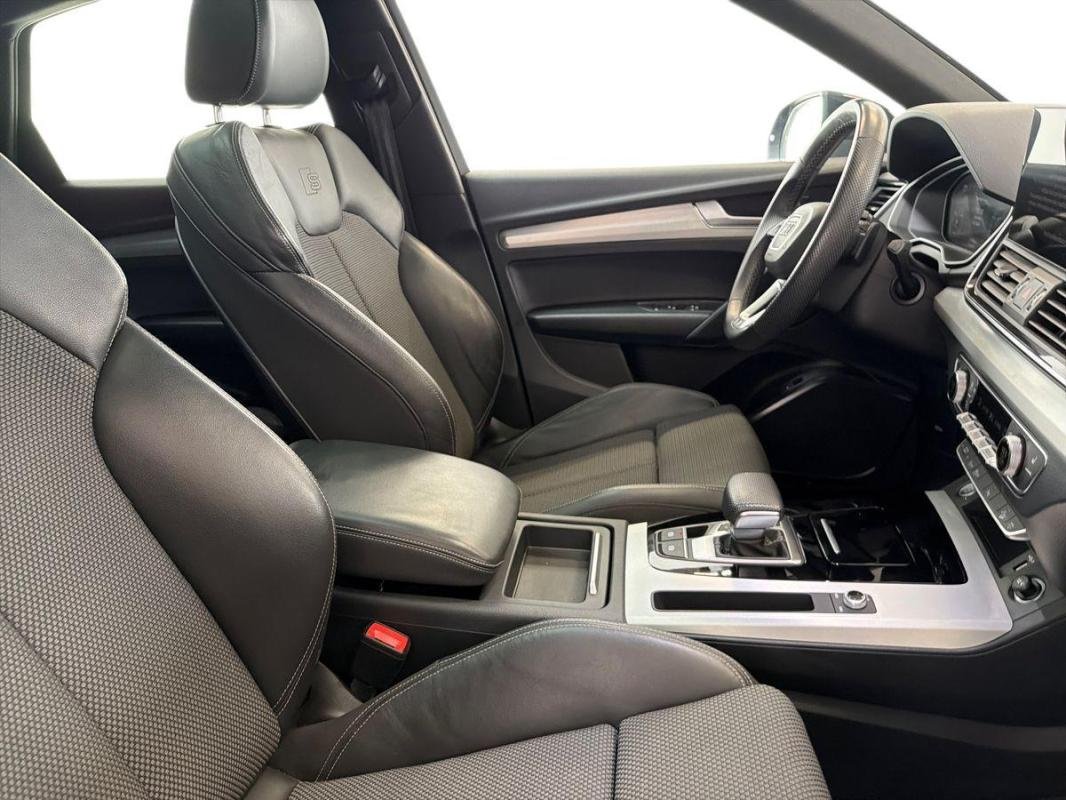 Audi Q5 Sportback - Photo 13