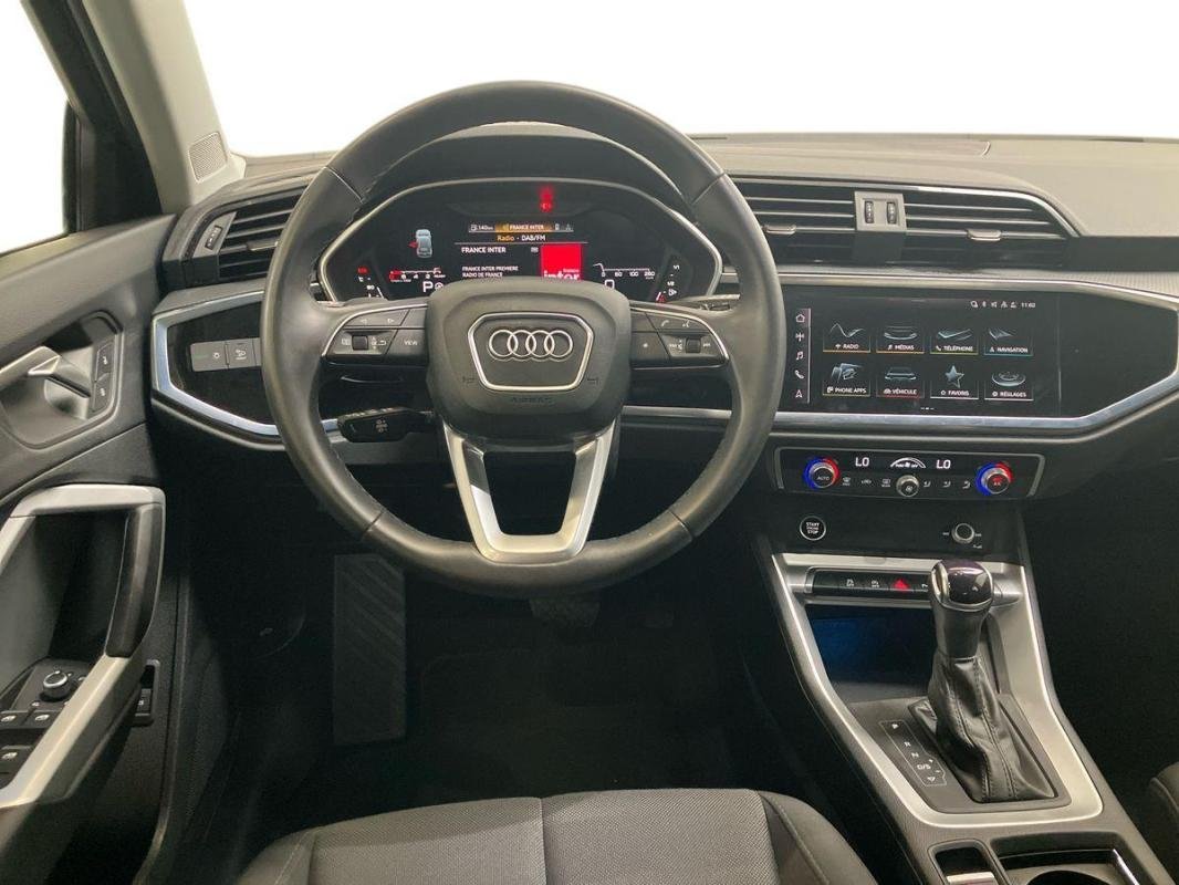 Audi Q3 - Photo 24