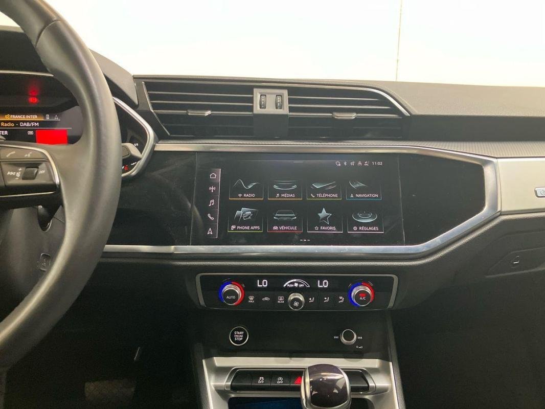Audi Q3 - Photo 10