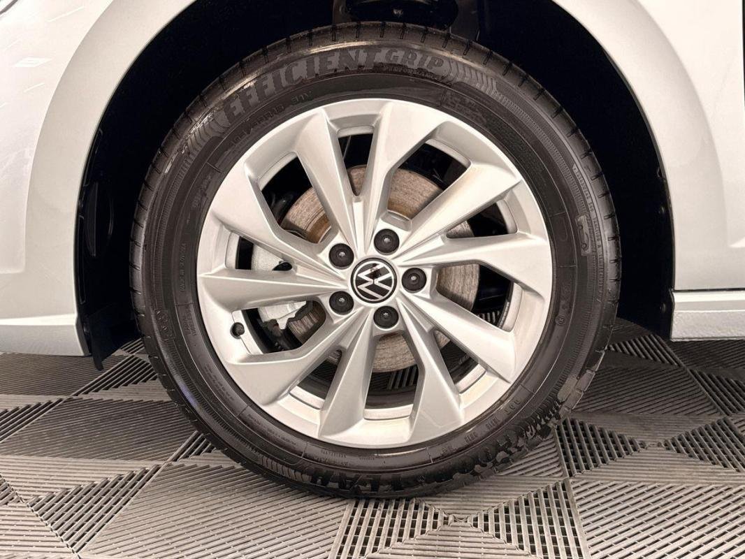 Volkswagen Polo - Photo 18