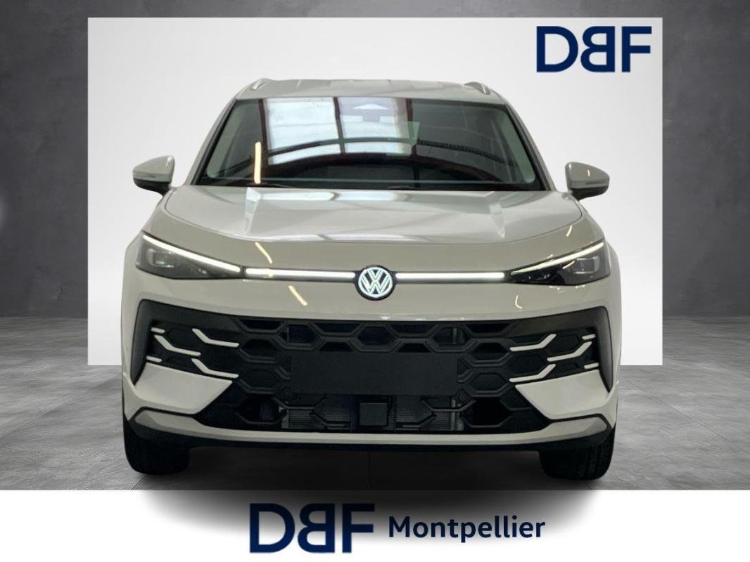 Volkswagen T-Roc - Photo 21