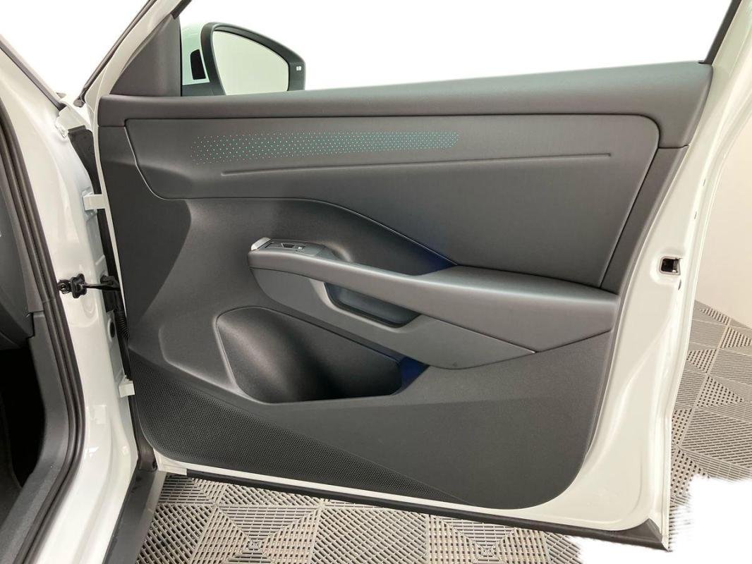 Volkswagen T-Roc - Photo 29