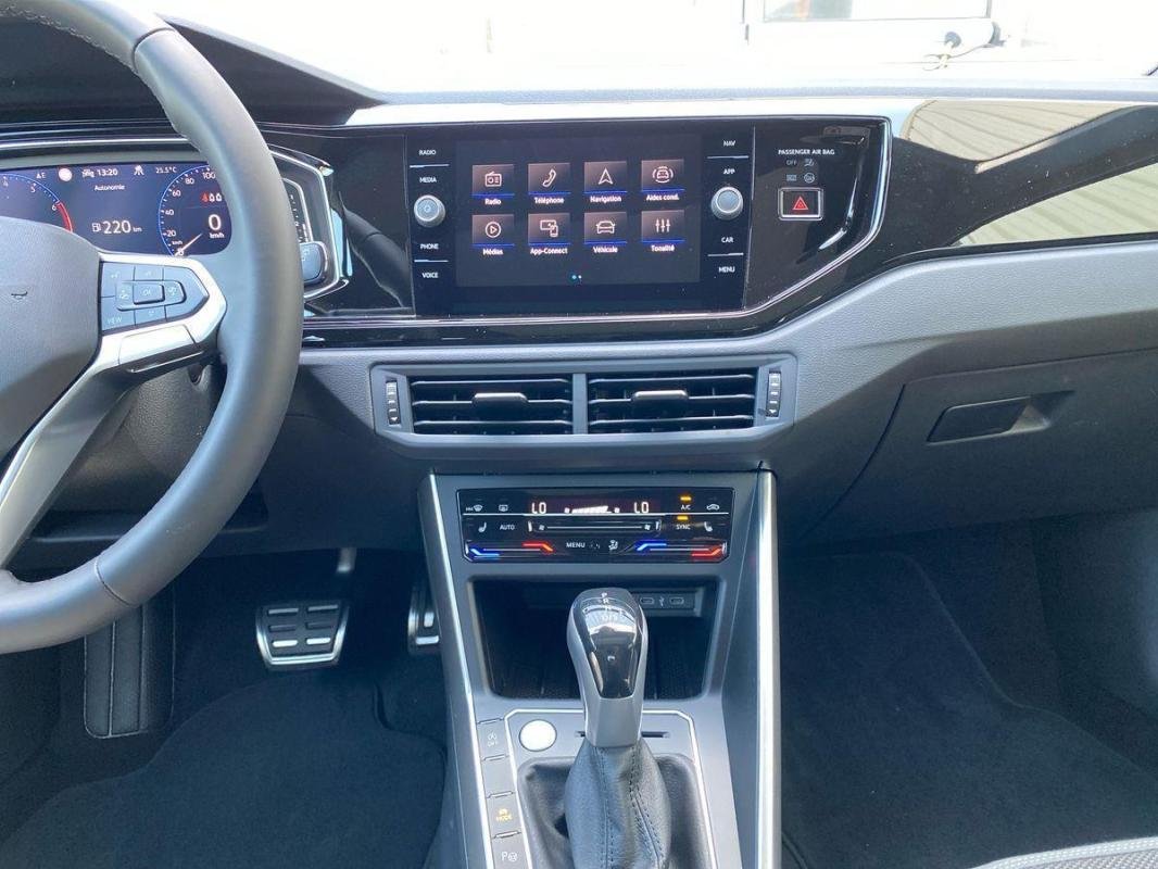 Volkswagen Polo - Photo 23