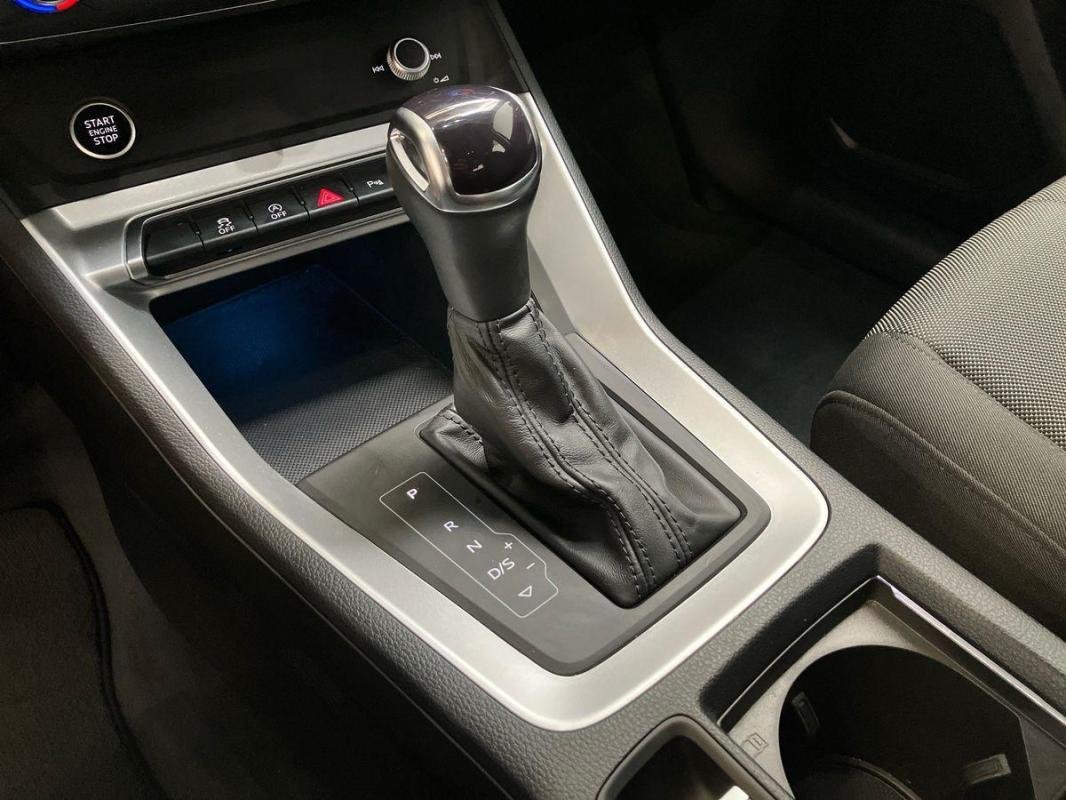 Audi Q3 - Photo 11