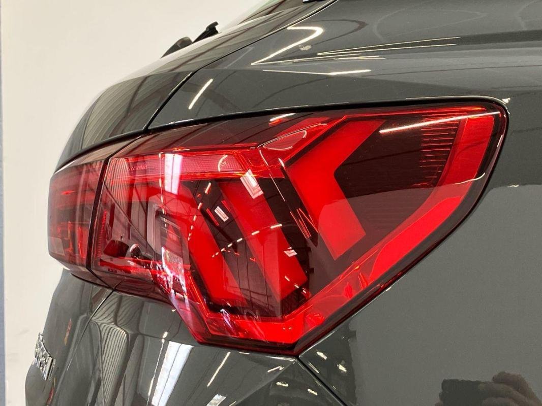 Audi Q3 - Photo 30