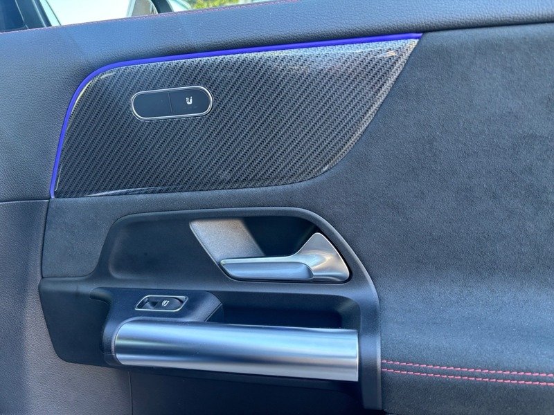 Mercedes Gla - Photo 17