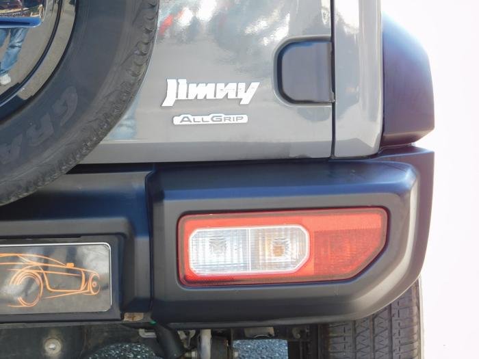 Suzuki Jimny - Photo 11
