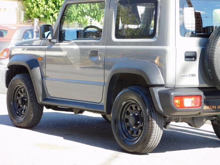 Suzuki Jimny - Photo 17