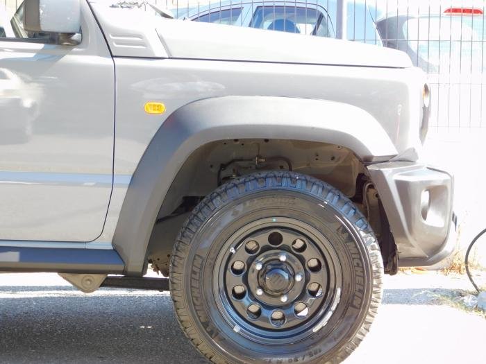 Suzuki Jimny - Photo 7