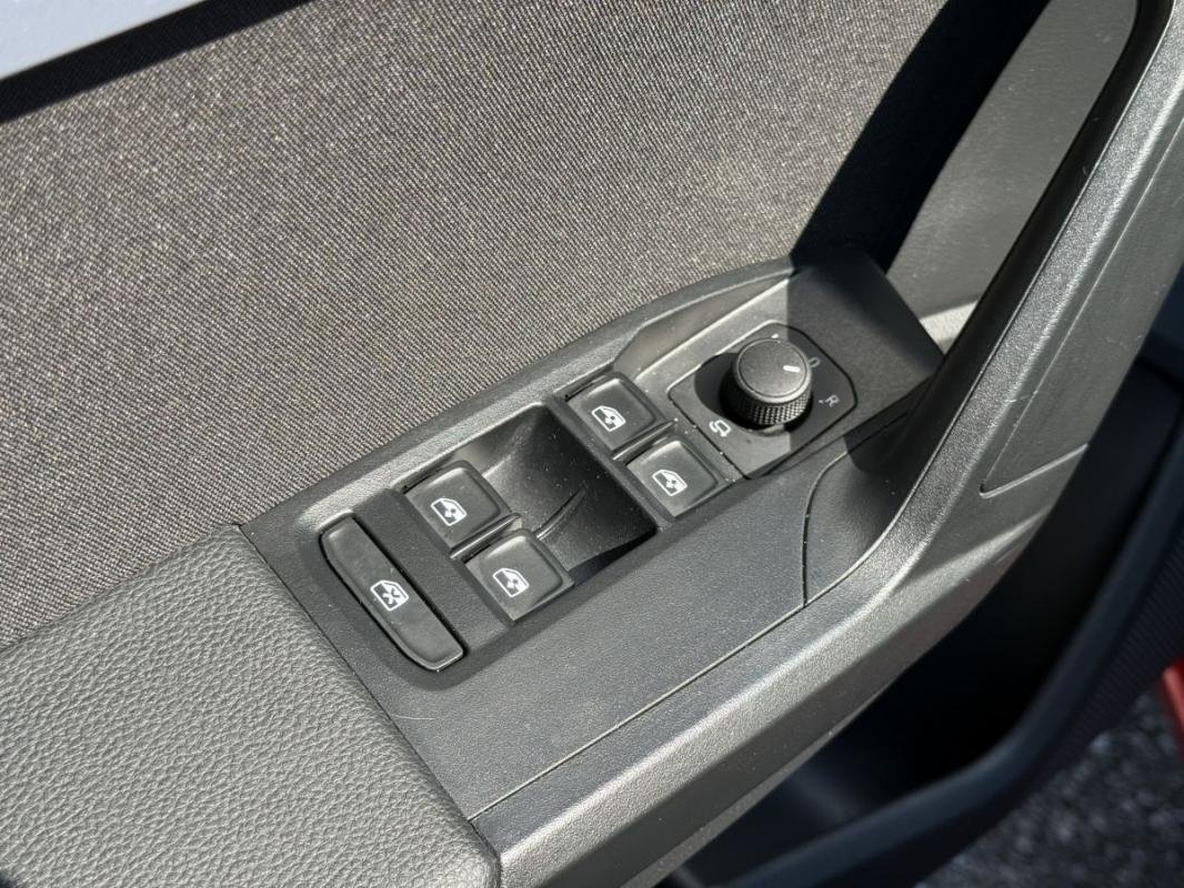 Seat Ibiza - Photo 20